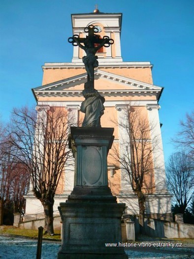Kříž před Kostelem sv. Michala